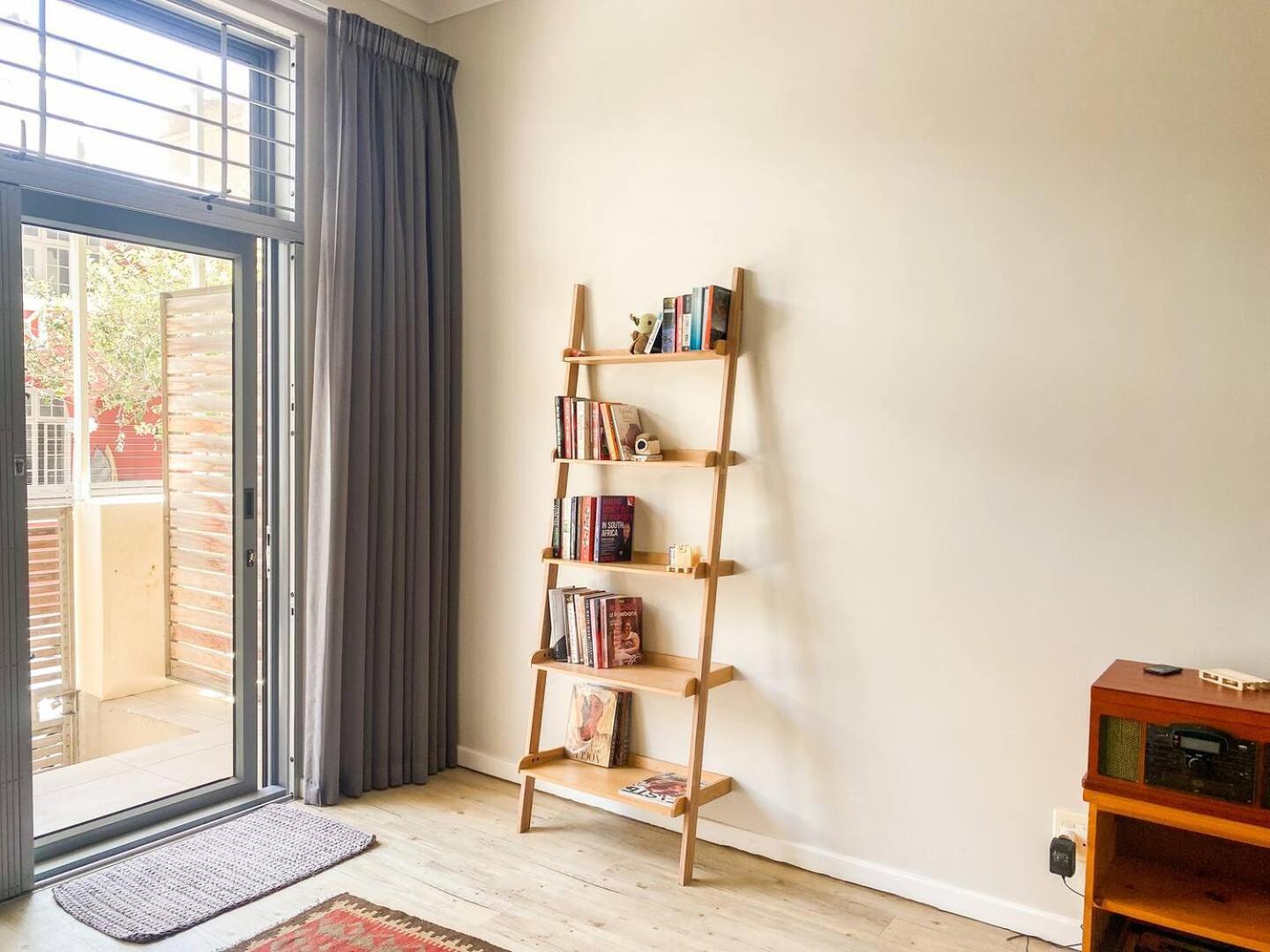 The Empire By Open Apartment